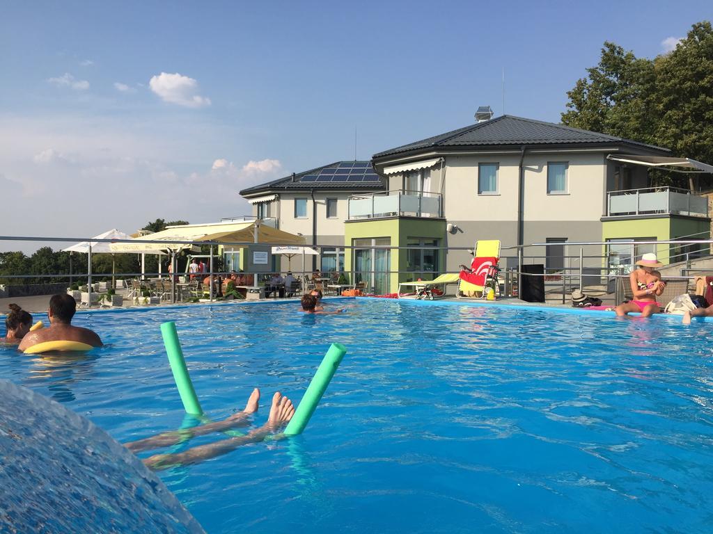 Wellness Pension Inovec Jalsove エクステリア 写真